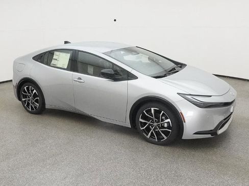 New 2026 Toyota Prius XSE image 12