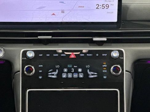 Used 2025 Genesis GV80 2.5T Standard AWD/4WD image 28