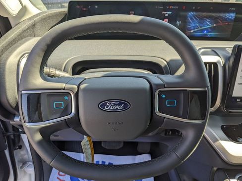 New 2025 Ford Expedition Max Active image 25