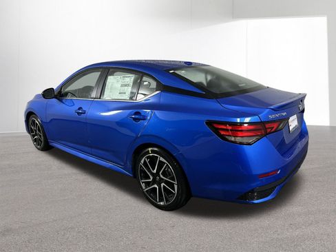 New 2025 Nissan Sentra SR image 27