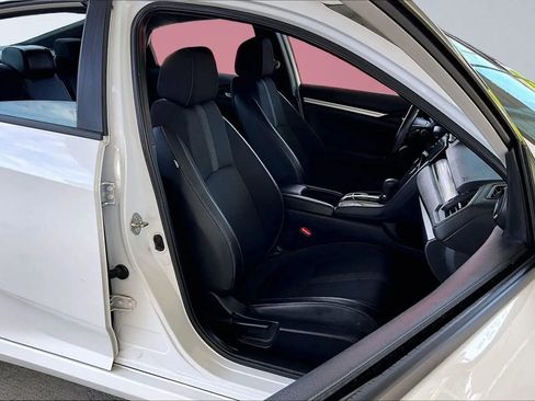 Used 2019 Honda Civic Sport image 25