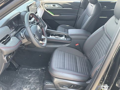 New 2026 Ford Explorer ST-Line w/ ST-Line Street Pack image 19