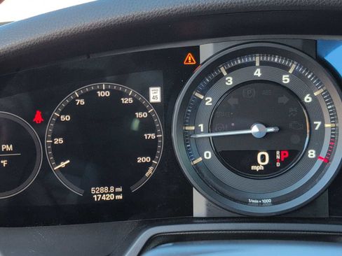 Used 2020 Porsche 911 Carrera S image 28