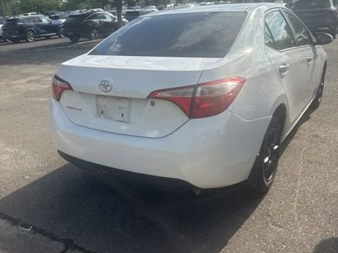 Used 2015 Toyota Corolla L FWD image 6