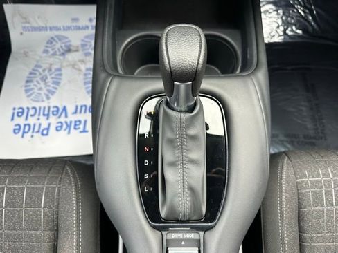 Used 2024 Honda HR-V LX image 32