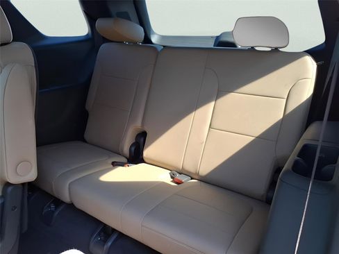 Used 2022 Chevrolet Traverse Premier w/ LPO, Floor Liner Package image 15