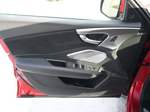 Used 2023 Acura RDX A-Spec image 16