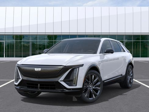 New 2026 Cadillac Lyriq Signature Sport w/ Nappa Leather Package RWD image 6