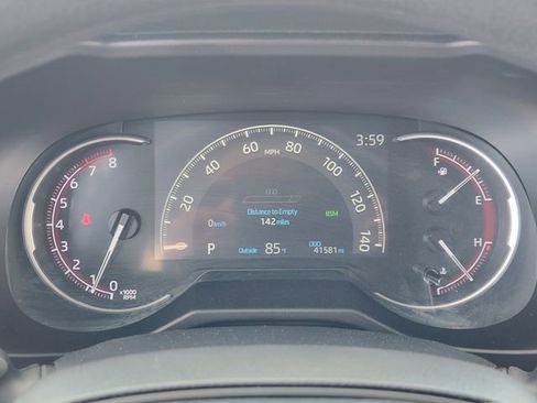 Used 2024 Toyota RAV4 XLE w/ Convenience Package image 11