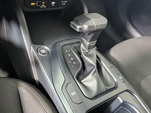 New 2026 Kia K4 LXS image 21