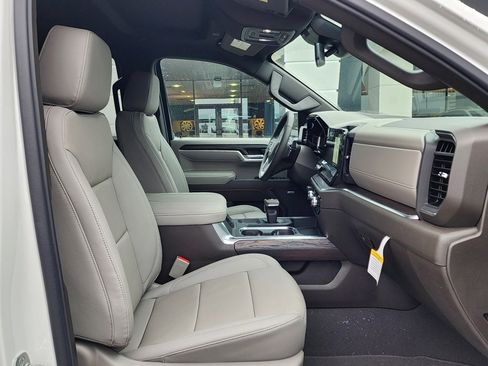 New 2026 GMC Sierra 1500 SLT w/ SLT Premium Plus Package image 38