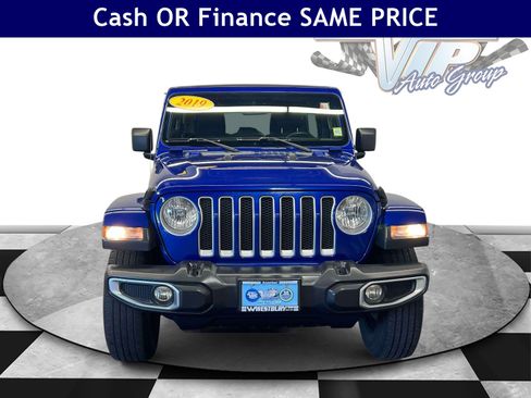 Certified 2019 Jeep Wrangler Unlimited Sahara AWD/4WD image 2