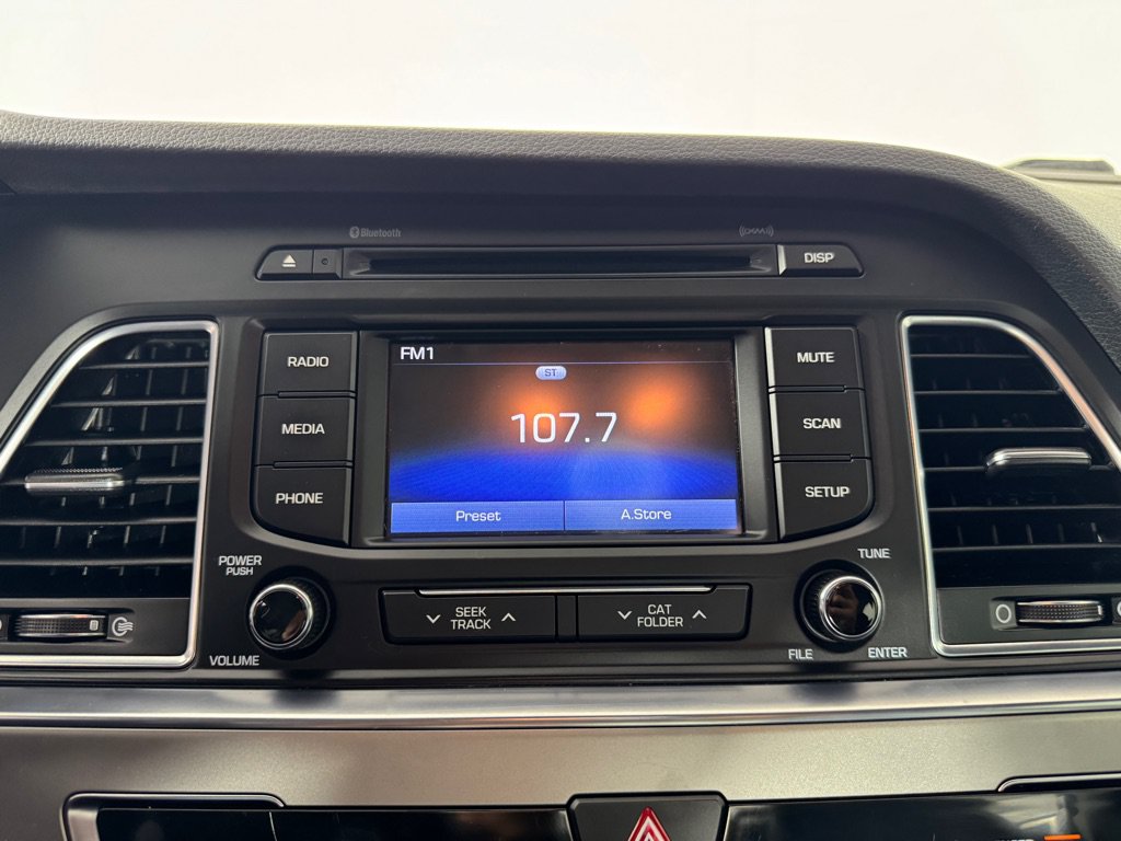 Used 2015 Hyundai Sonata Sport w/ Option Group 03 FWD image 17