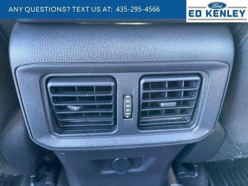 Used 2023 Toyota RAV4 LE AWD/4WD image 7
