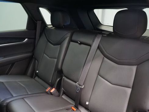 Used 2021 Cadillac XT5 Premium Luxury AWD/4WD image 23