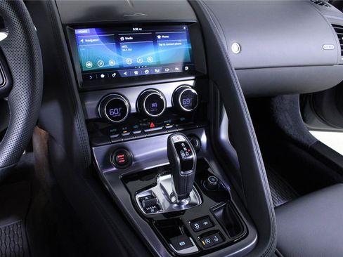 Used 2024 Jaguar F-TYPE R AWD/4WD image 23