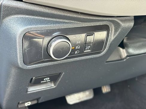 Used 2022 Ford Bronco 4-Door AWD/4WD image 11