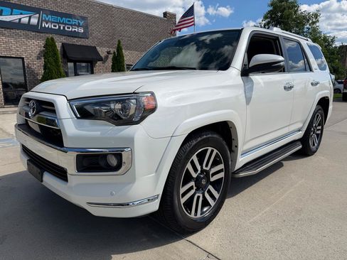 Used 2020 Toyota 4Runner Limited RWD image 1