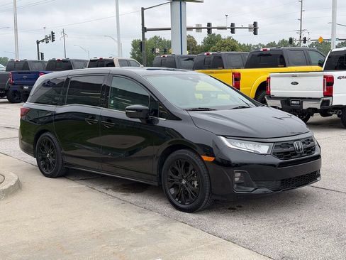 Used 2025 Honda Odyssey Sport-L image 7