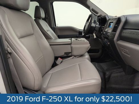 Used 2019 Ford F250 XL w/ Power Equipment Group image 16