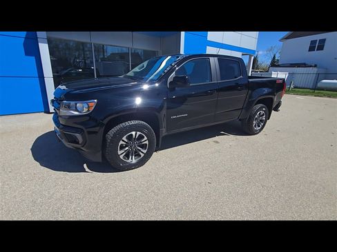 Used 2022 Chevrolet Colorado Z71 AWD/4WD image 4