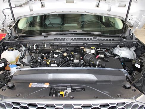 Used 2023 Ford Edge SEL AWD/4WD image 10