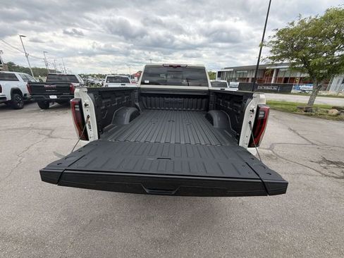 New 2026 GMC Sierra 2500 AT4 AWD/4WD image 20