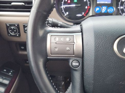 Used 2014 Lexus GX 460 image 30