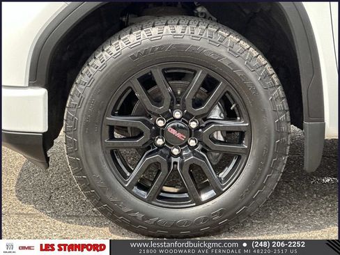 Used 2024 GMC Sierra 1500 Elevation w/ Preferred Package AWD/4WD image 10
