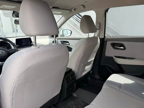 Certified 2023 Nissan Rogue SV image 14