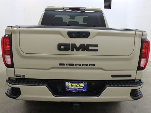 Used 2023 GMC Sierra 1500 Elevation image 4