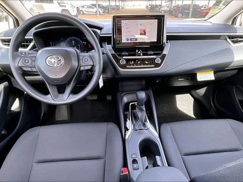 Used 2026 Toyota Corolla LE FWD image 14