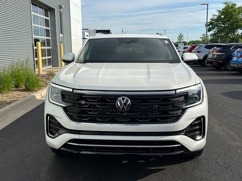 Used 2025 Volkswagen Atlas Cross Sport SEL Premium R-Line AWD/4WD image 2