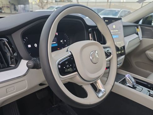 New 2026 Volvo XC60 B5 Ultra w/ Protection Package Premier image 24