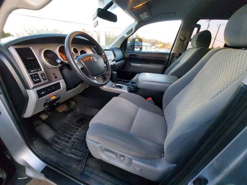 Used 2012 Toyota Tundra Double Cab 4.6L V8 6-Spd AT (N image 7