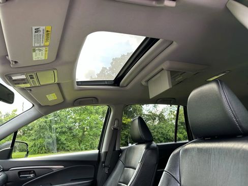 Used 2016 Honda Pilot EX-L image 11