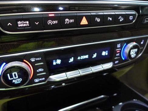 Used 2019 Audi Q7 3.0T Prestige image 38