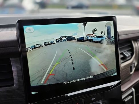 Used 2023 Ford Expedition Max Limited image 35