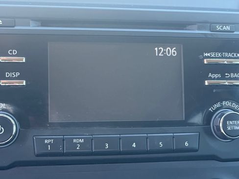 Certified 2017 Nissan Titan S image 20