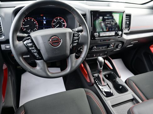 Certified 2024 Nissan Frontier PRO-4X w/ Technology Package AWD/4WD image 19