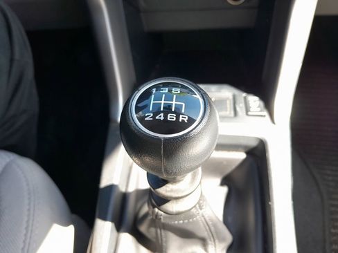 Used 2018 Subaru Forester 2.5i Premium AWD/4WD image 27