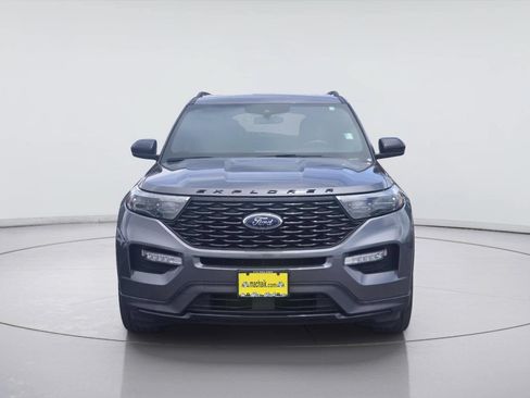 Used 2023 Ford Explorer ST-Line w/ Class IV Trailer Tow Package RWD image 2
