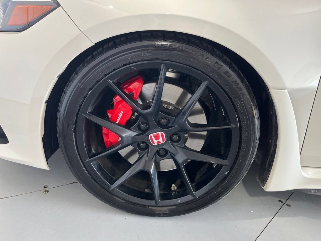 Used 2024 Honda Civic Type R image 14