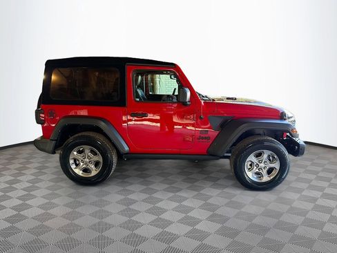 Used 2021 Jeep Wrangler Sport image 5