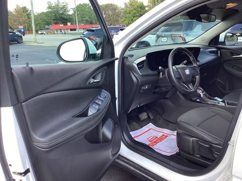 Used 2024 Buick Encore GX Preferred image 13