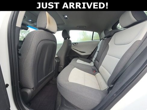 Used 2020 Hyundai Ioniq SEL image 9