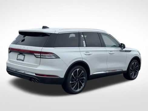 New 2026 Lincoln Aviator Reserve AWD/4WD image 5