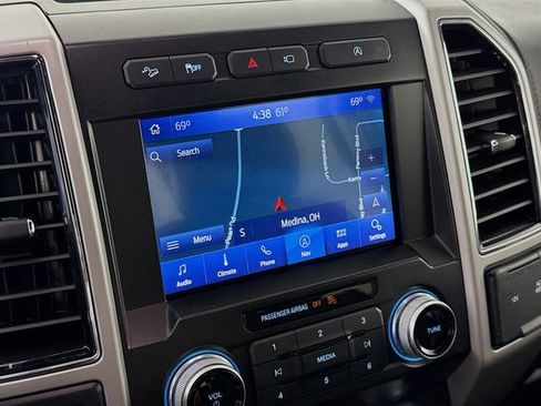 Used 2020 Ford F150 Lariat w/ Equipment Group 502A Luxury AWD/4WD image 15