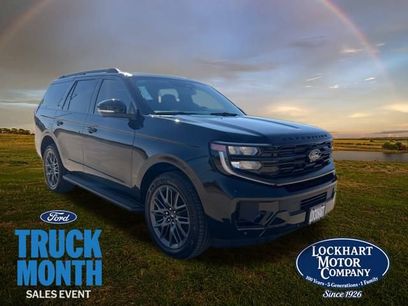 New 2026 Ford Expedition Platinum w/ Stealth Appearance Package