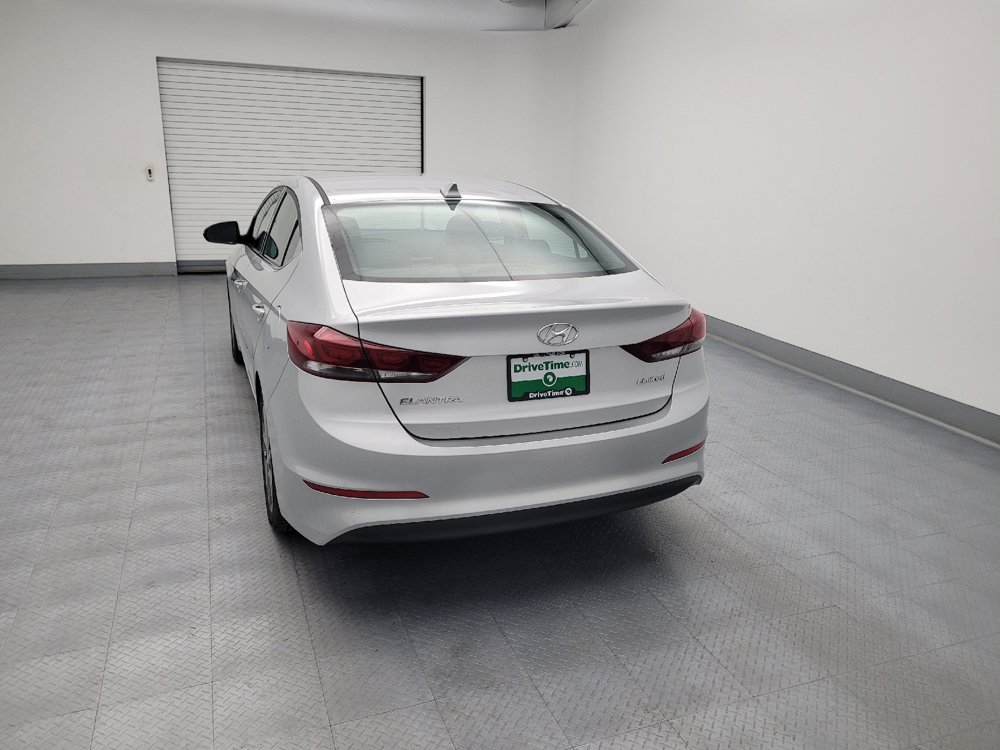 Used 2018 Hyundai Elantra Limited FWD image 6